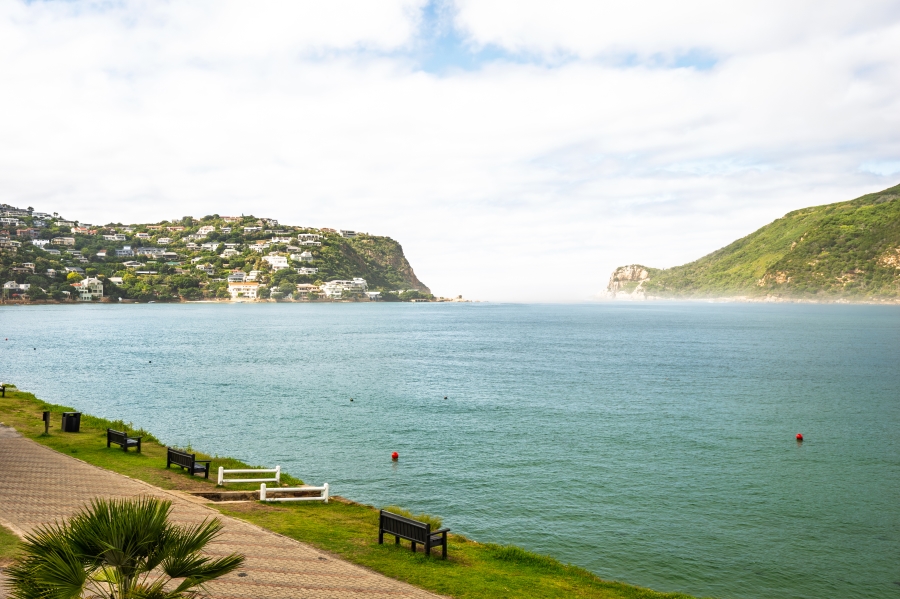 4 Bedroom Property for Sale in Leisure Isle Western Cape